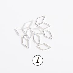 Металлические украшения в ассортименте