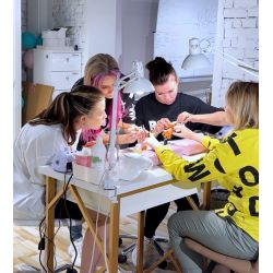 Курсы по маникюру с технологом бренда Галиной Сахаровой