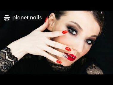 Яркая и роковая, импульсивная и властная Яркая и роковая, импульсивная и властная